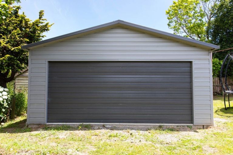 Photo of property in 33 Burgoyne Street, Woodville, 4920