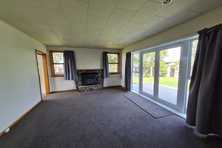 Photo of property in 4 Denise Crescent, Hornby, Christchurch, 8042