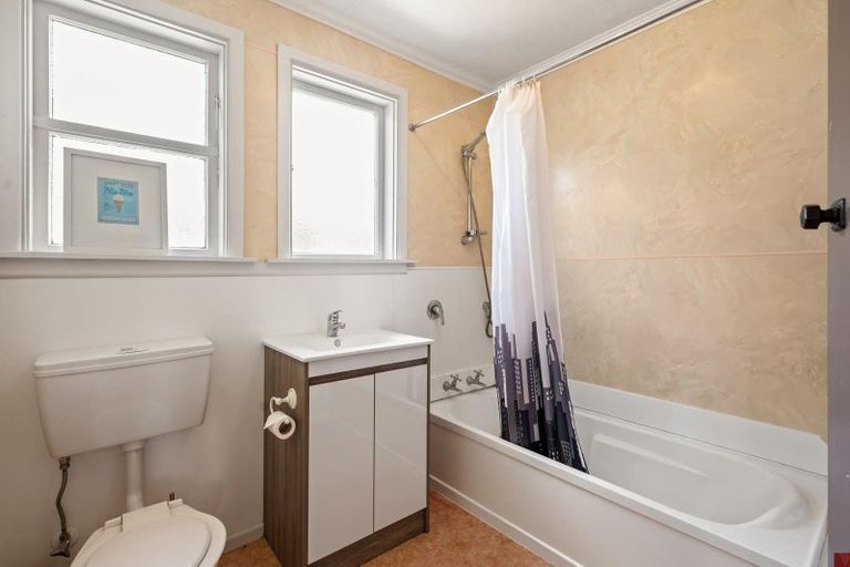 Photo of property in 7 Moana Crescent, Mangakino, 3421