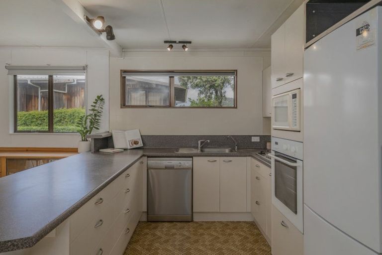 Photo of property in 12 Harsant Avenue, Hahei, Whitianga, 3591