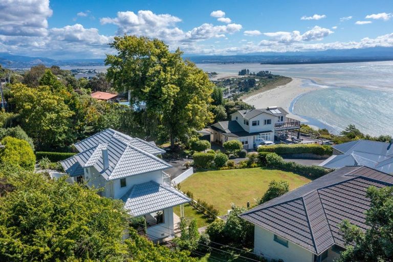 Photo of property in 17 Moncrieff Avenue, Britannia Heights, Nelson, 7010