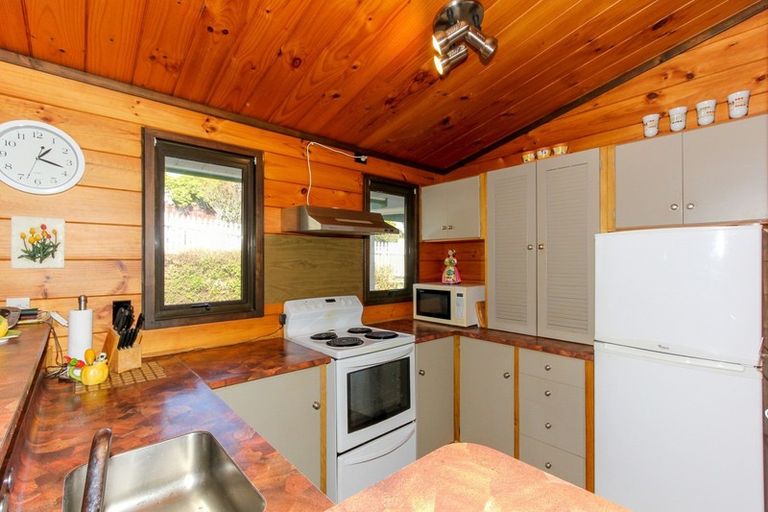 Photo of property in 22b York Crescent, Westown, New Plymouth, 4310