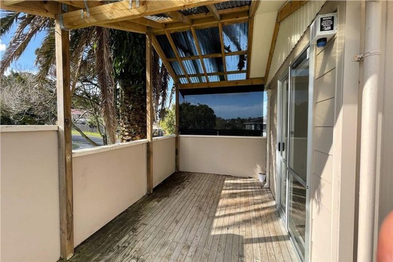 Photo of property in 2 Babington Place, Torbay, Auckland, 0630