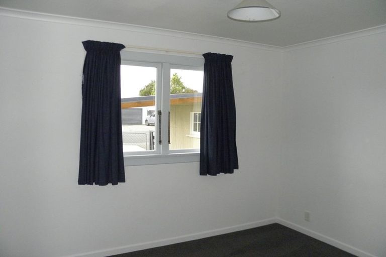 Photo of property in 35 Mary Street, Winton, 9720