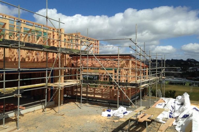 Photo of property in 10 Waititiro Rise, Stanmore Bay, Whangaparaoa, 0932