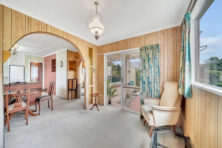 Photo of property in 12 Oxford Street, Holmes Hill, Oamaru, 9401