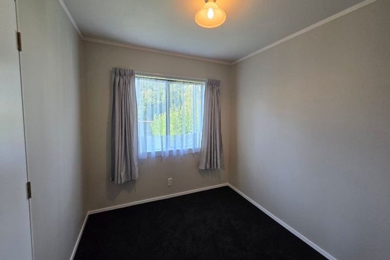 Photo of property in 68 Stokes Valley Road, Stokes Valley, Lower Hutt, 5019