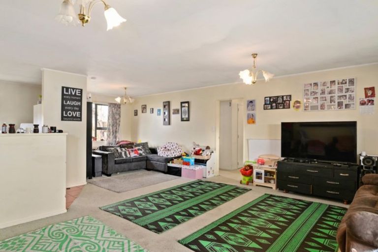 Photo of property in 9b Puweto Street, Selwyn Heights, Rotorua, 3015