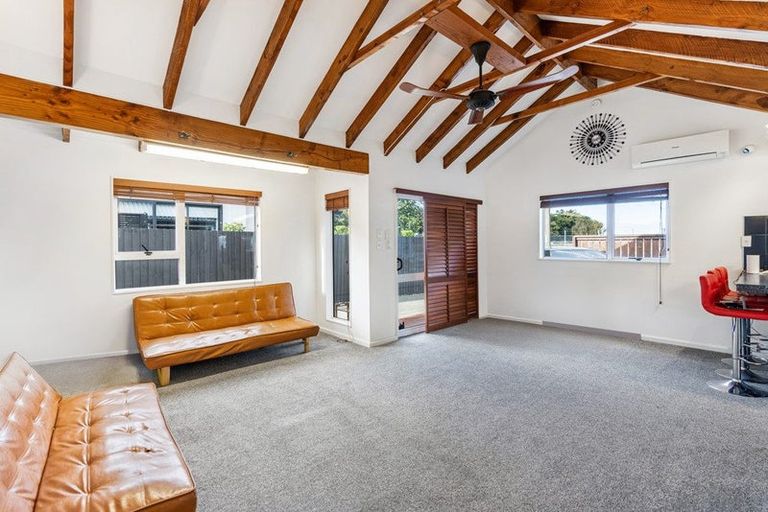 Photo of property in 1/13 Johnson Street, Sydenham, Christchurch, 8023