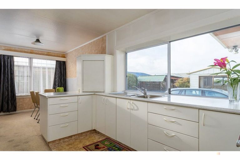 Photo of property in 16 Lancaster Street, Geraldine, 7930