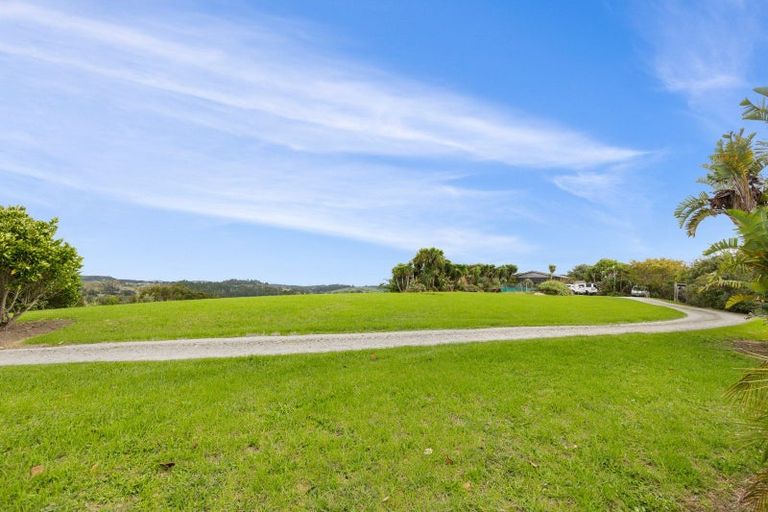 Photo of property in 1996b Cove Road, Mangawhai, 0573
