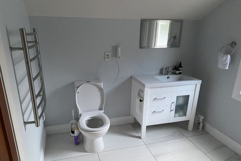 Photo of property in 19 Glen Road, Kelburn, Wellington, 6012