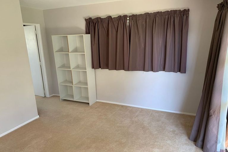 Photo of property in 32 Sycamore Drive, Sunnynook, Auckland, 0620