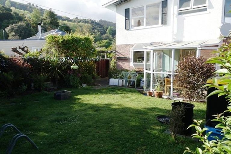 Photo of property in 69-69a Bronte Street East, Nelson, 7010