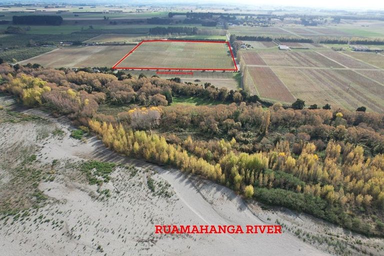Photo of property in 20 Dakins Road, East Taratahi, Carterton, 5887