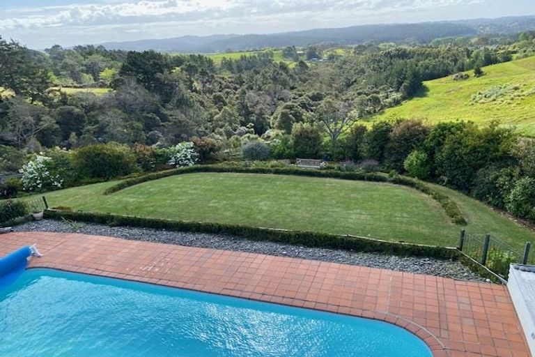 Photo of property in 172 Glenmore Road, Coatesville, Albany, 0793