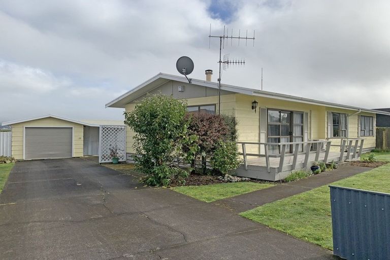 Photo of property in 4 Mount View Place, Waipukurau, 4200