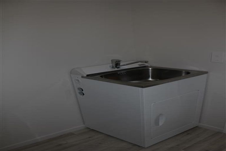 Photo of property in 28 Latimer Way, Petone, Lower Hutt, 5012