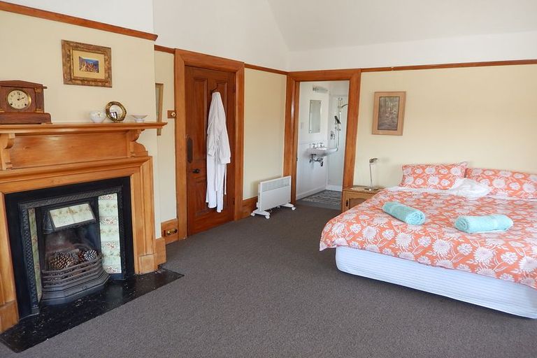 Photo of property in 5 Ure Street, South Hill, Oamaru, 9400