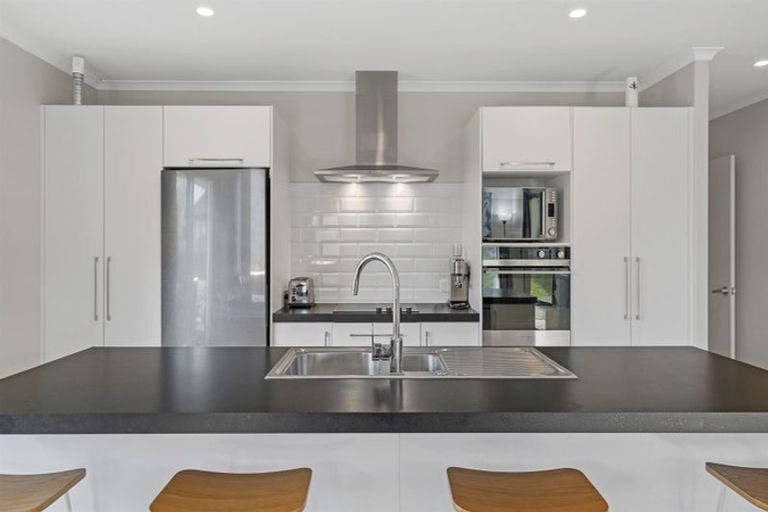 Photo of property in 172 Waikite Road, Welcome Bay, Tauranga, 3175