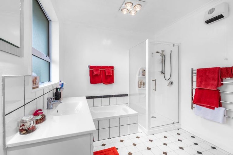 Photo of property in 50 Myross Road, Myross Bush, Invercargill, 9876