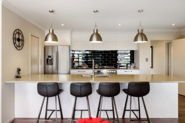 Photo of property in 19 Damien Place, Ohauiti, Tauranga, 3112