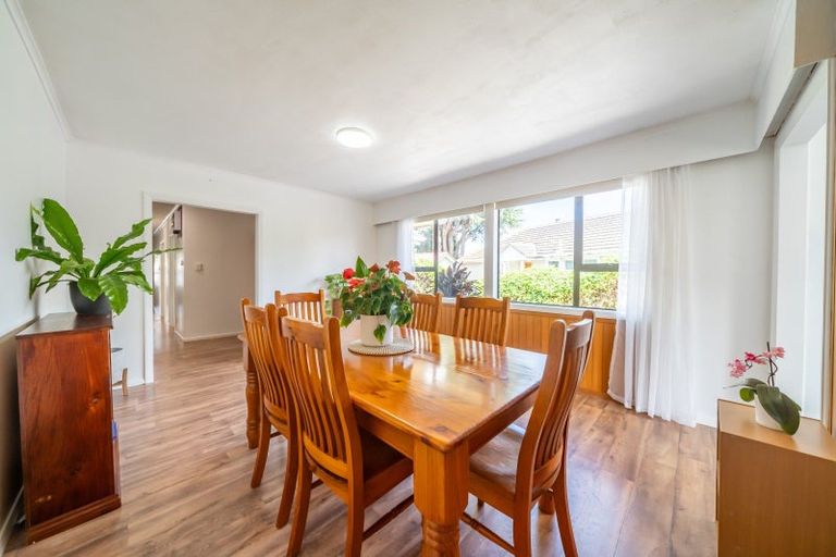 Photo of property in 4 Davis Crescent, Elderslea, Upper Hutt, 5018