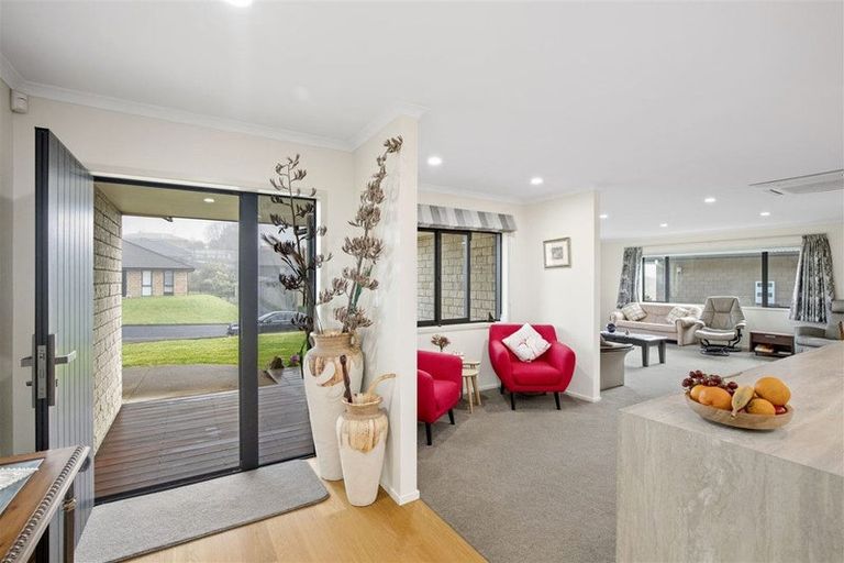 Photo of property in 19 Owens Road, Waiuku, 2123