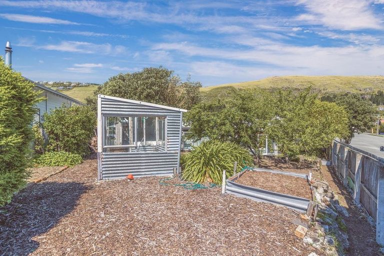 Photo of property in 6 Thorpe Street, Sumner, Christchurch, 8081