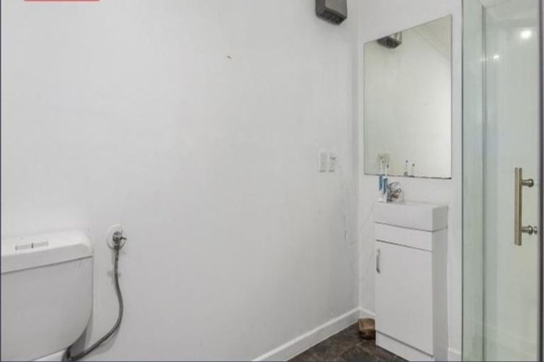 Photo of property in 132 Queen Street, North Dunedin, Dunedin, 9016