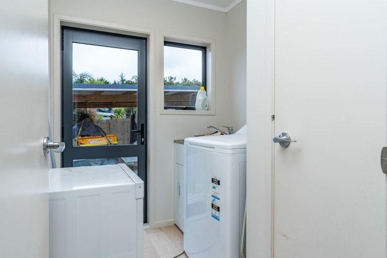Photo of property in 11 Wharuka Glade, Mangawhai, 0505