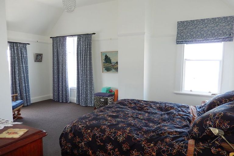 Photo of property in 5 Ure Street, South Hill, Oamaru, 9400