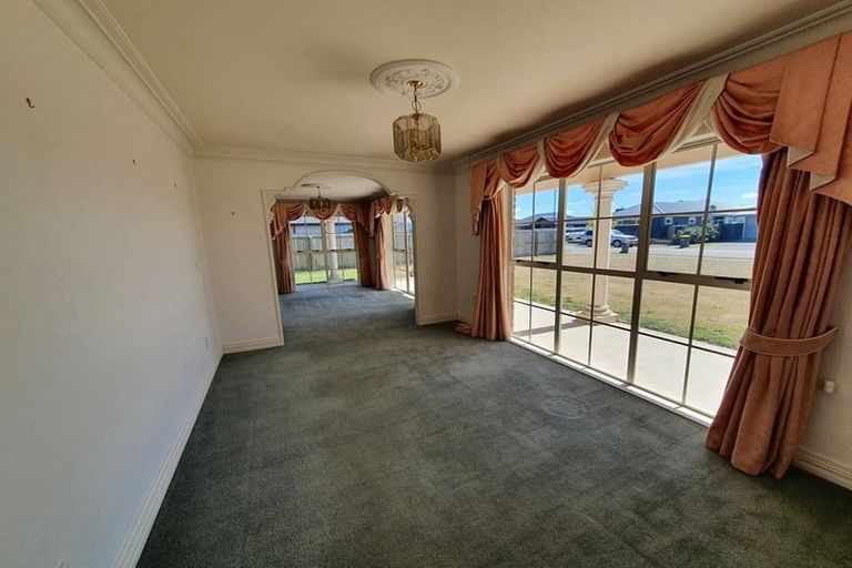 Photo of property in 60 Lewis Crescent, Rolleston, 7614