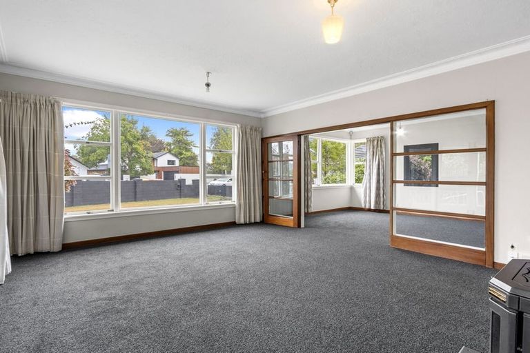 Photo of property in 122 Glandovey Road, Strowan, Christchurch, 8052