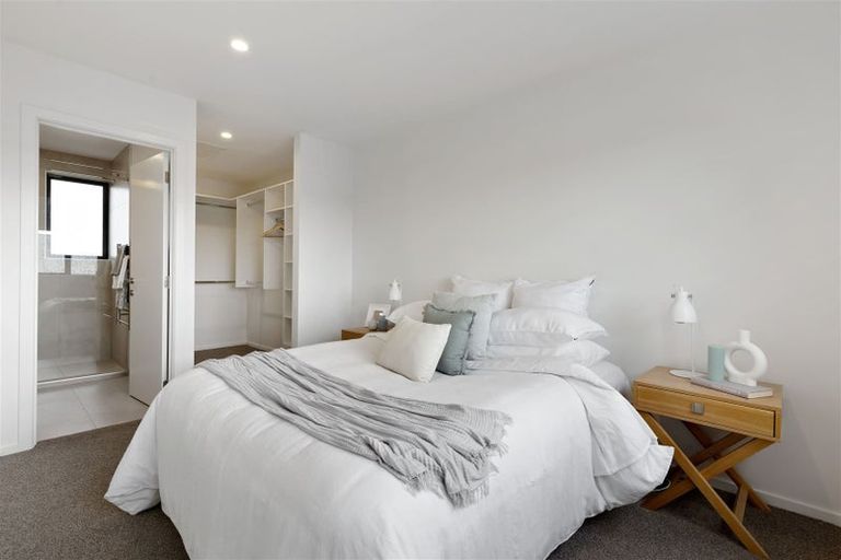 Photo of property in 2/50 Lonsdale Street, New Brighton, Christchurch, 8083