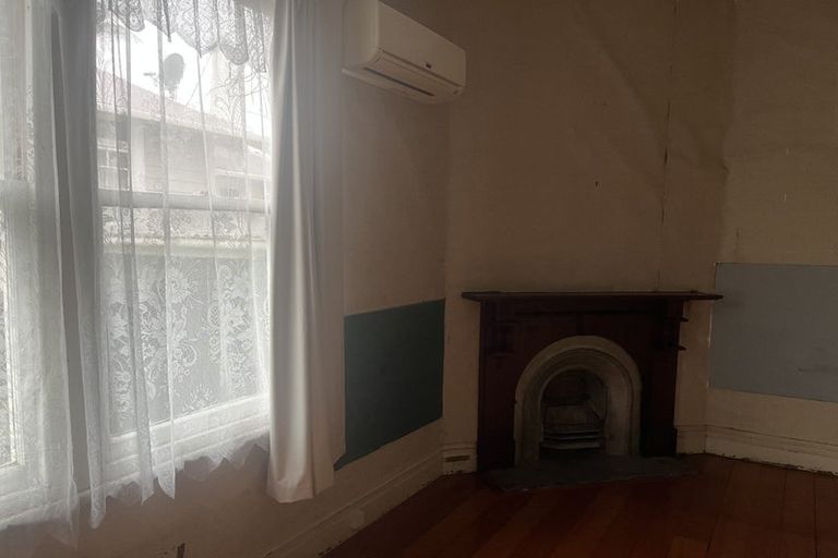 Photo of property in 39 Kamo Road, Regent, Whangarei, 0112