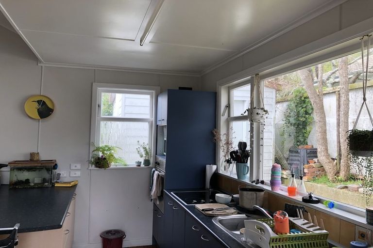 Photo of property in 3 Chesterton Street, Johnsonville, Wellington, 6037