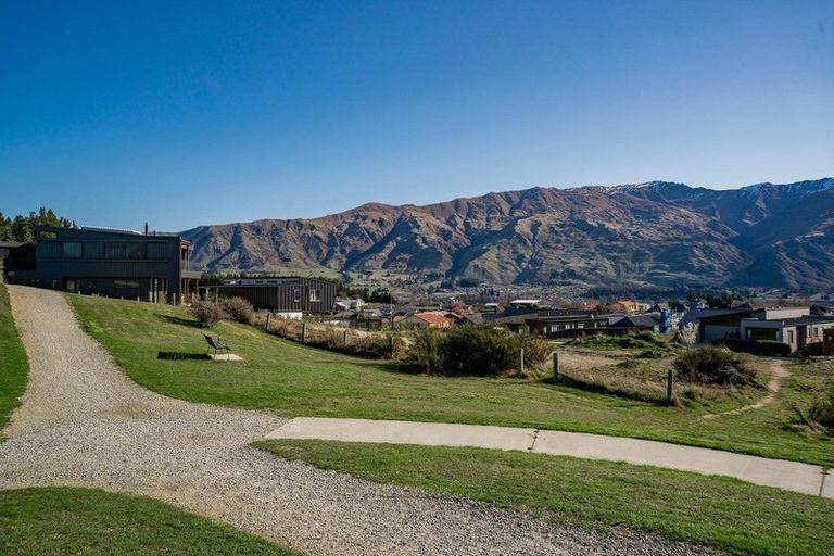Photo of property in 17a Mataraki Place, Wanaka, 9305