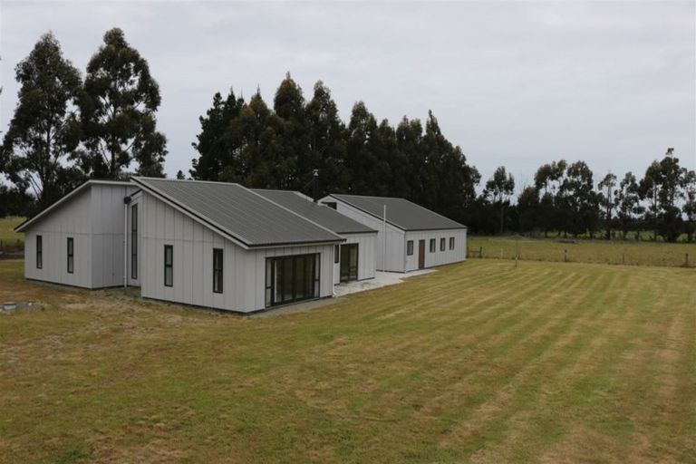 Photo of property in 59 Robertsons Road, Balcairn, Rangiora, 7477