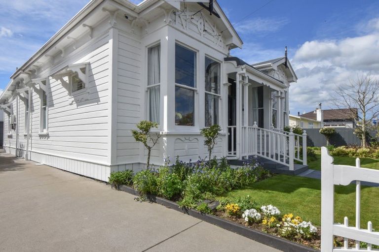 Photo of property in 12 Rhodes Street, Carterton, 5713