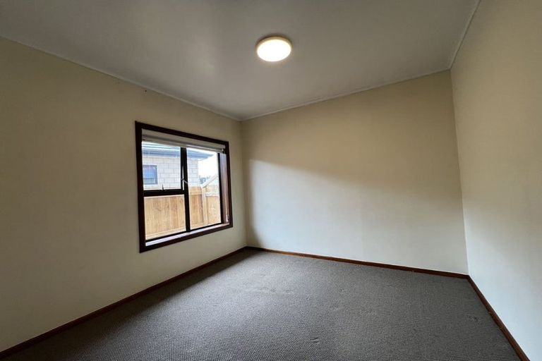 Photo of property in 72 Valentine Street, Papakura, 2110