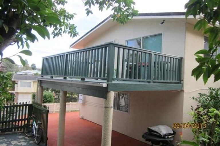 Photo of property in 80m Tirimoana Road, Te Atatu South, Auckland, 0602