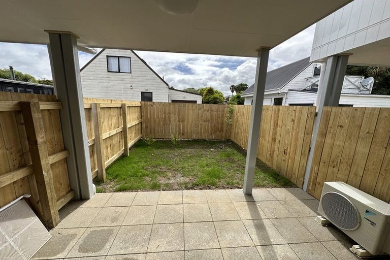Photo of property in 2/10 Orchard Street, Wadestown, Wellington, 6012