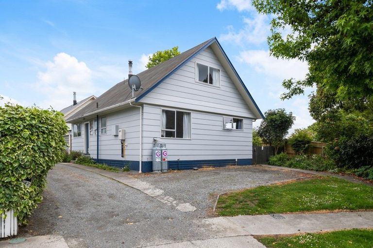 Photo of property in 2/42 Holdaway Street, Riversdale, Blenheim, 7201