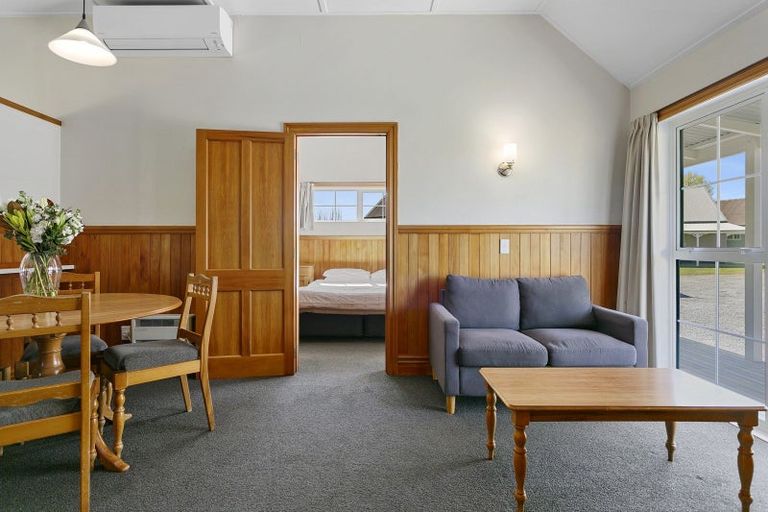 Photo of property in 33/30 Sorrento Drive, Rangatira Park, Taupo, 3330