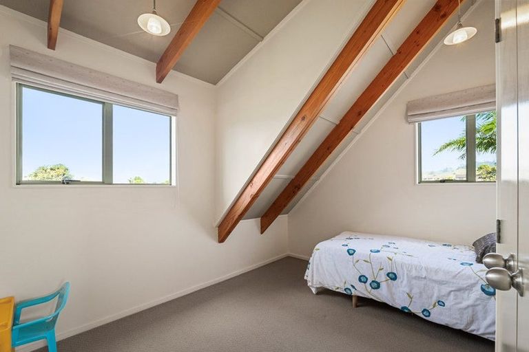 Photo of property in 12 Hereford Place, Waihi Beach, 3611
