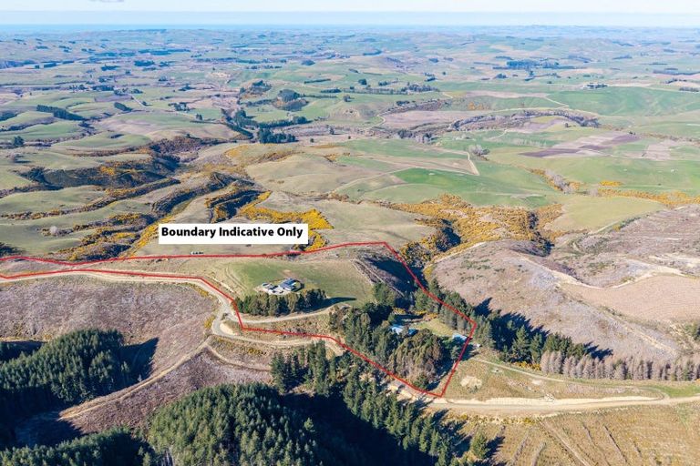 Photo of property in 433 Kowhatu Road, Waihaorunga, Waimate, 7977