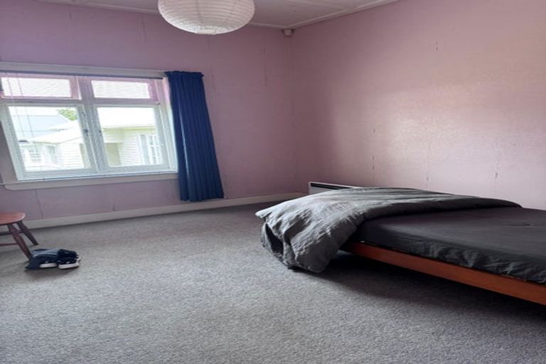 Photo of property in 47 Smale Street, Point Chevalier, Auckland, 1022