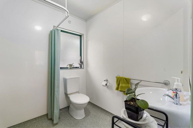 Photo of property in 9 Kara Road, Maungatapere, Whangarei, 0179