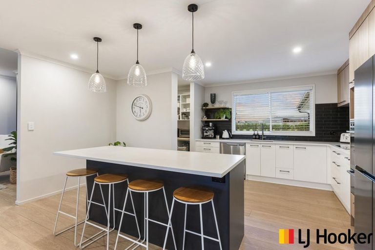 Photo of property in 75 Waimanu Awa Road, Runciman, Drury, 2579